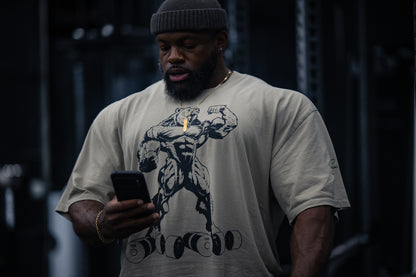 Bear Strong Men’s Oversized faded t-shirt with left sleeve signature - Bearclothing 