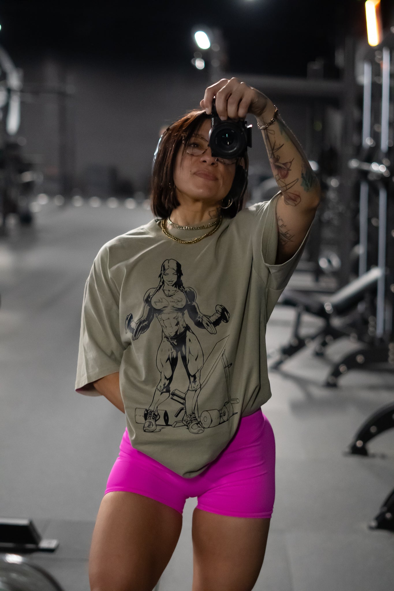 Women’s Oversized Strong Women Black Print Tee - Bearclothing 