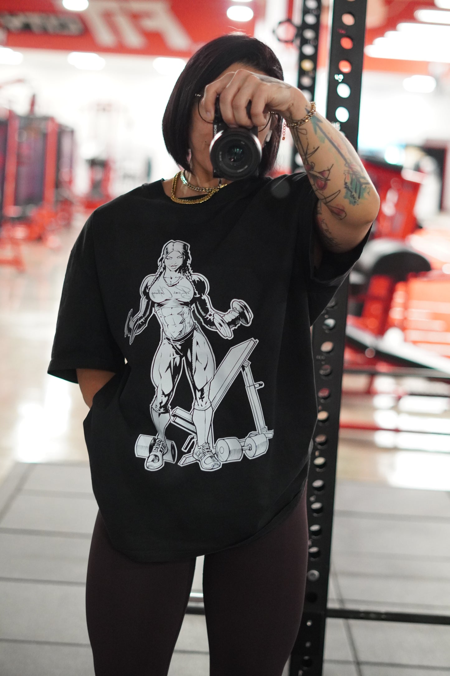 Bear Strong Women Oversized Pump Cover Faded Premium T-shirt - Bearclothing 